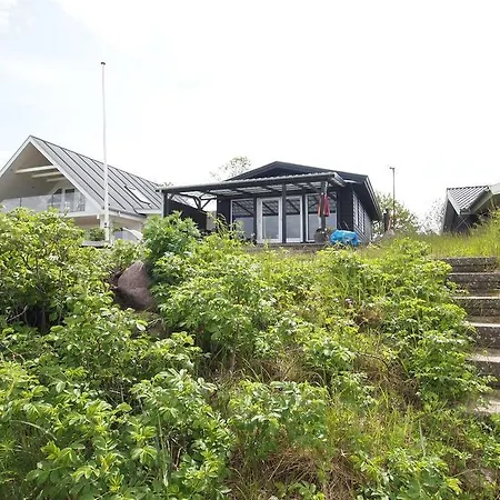 Three-bedroom Holiday Daemningen 07 *